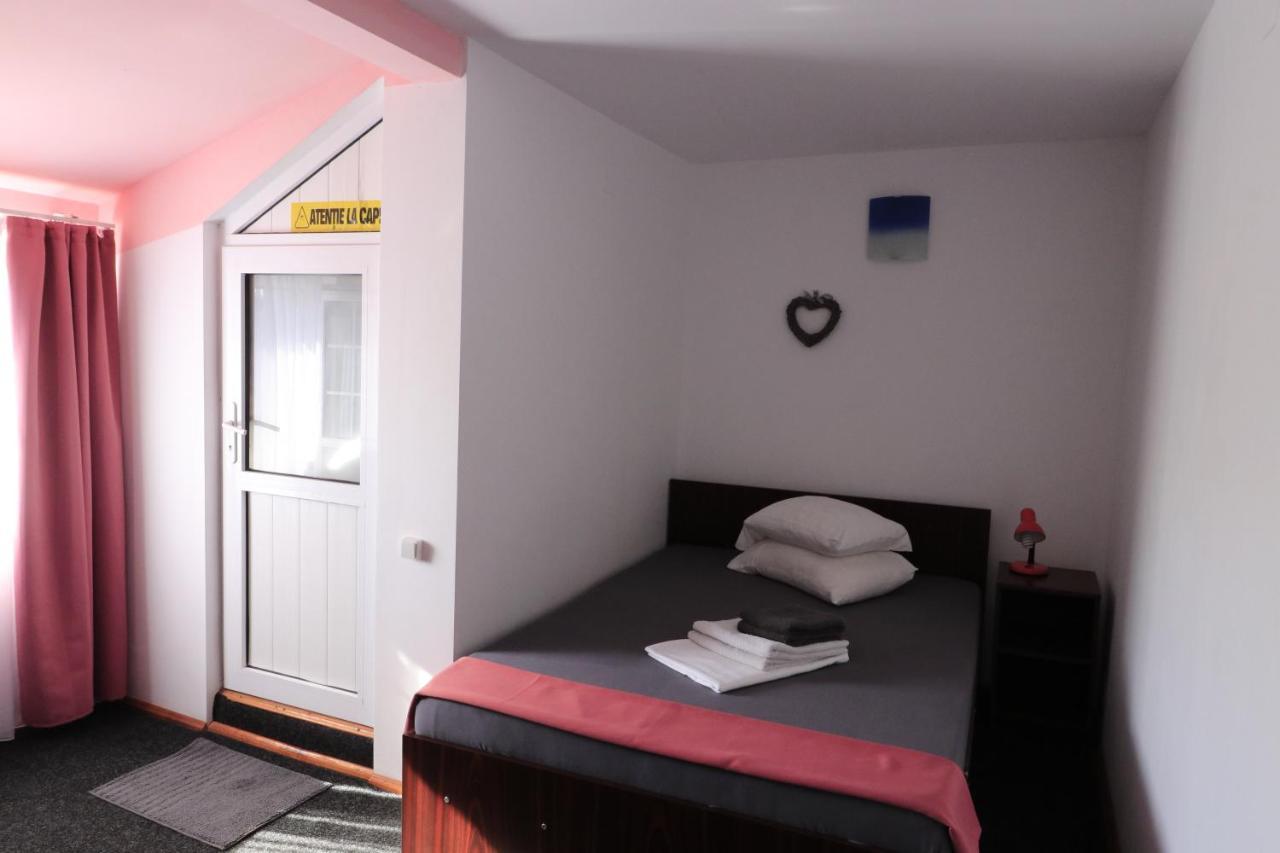 Готель Casa David Суліна Номер фото